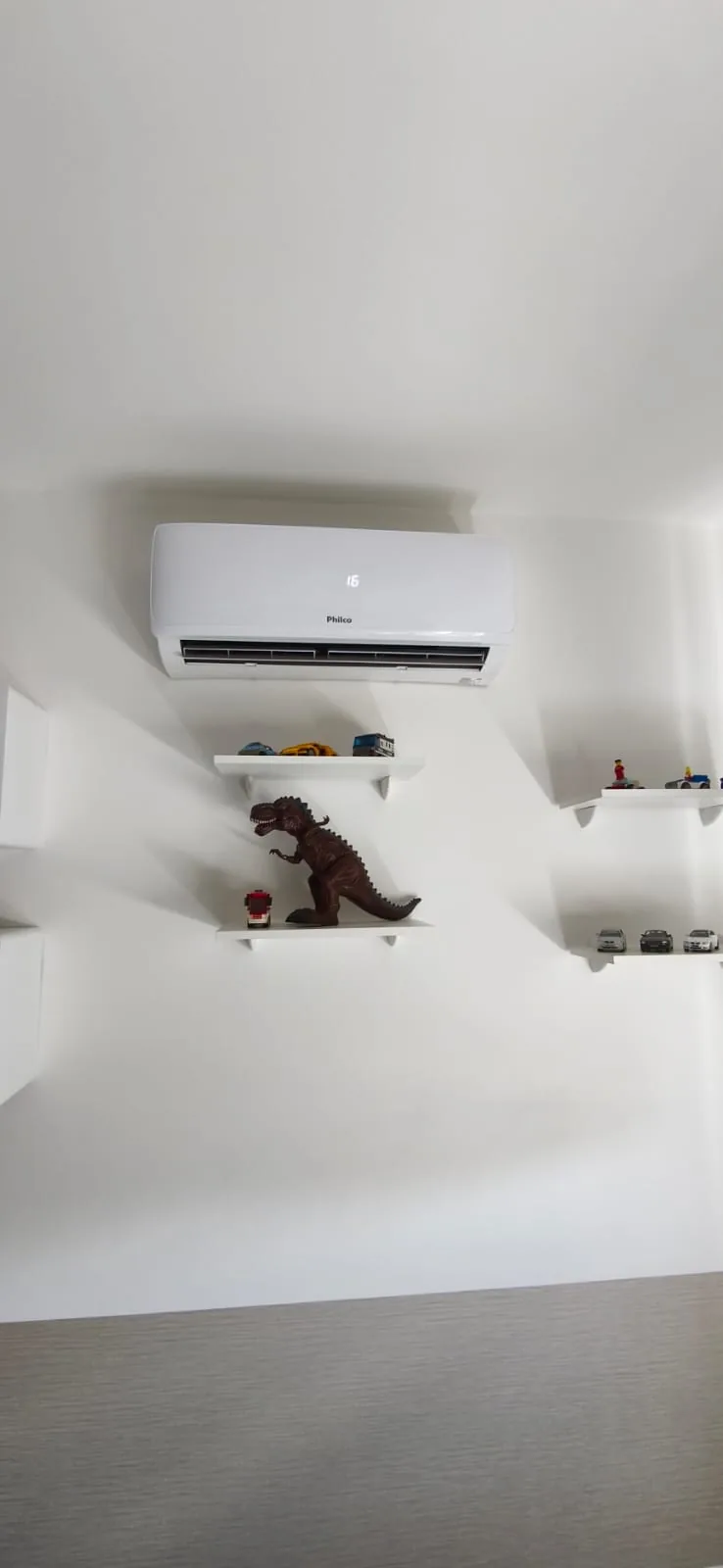 Instalação — trabalho realizado pela Via Rapel Climatização