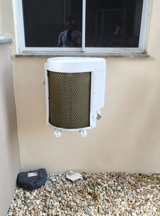 Instalação — trabalho realizado pela Via Rapel Climatização