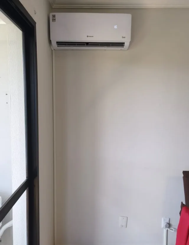Instalação — trabalho realizado pela Via Rapel Climatização